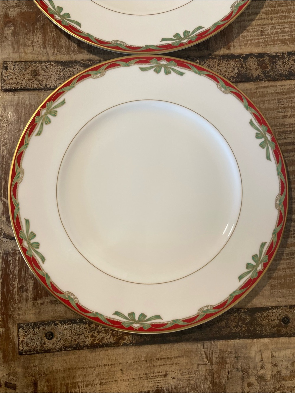 4 Dinner Plates Waterford Fine China Holiday Ribbons Christmas Plates - Picture 5 of 14